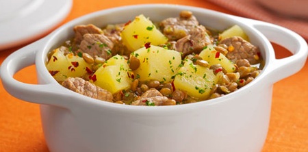 Lentilha com Músculo – Receita de Prato Econômico com Carne, Rende Bem