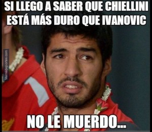 mordida-de-suárez-em-jogador-italiano-na-copa-do-mundo-2014-meme-humor--