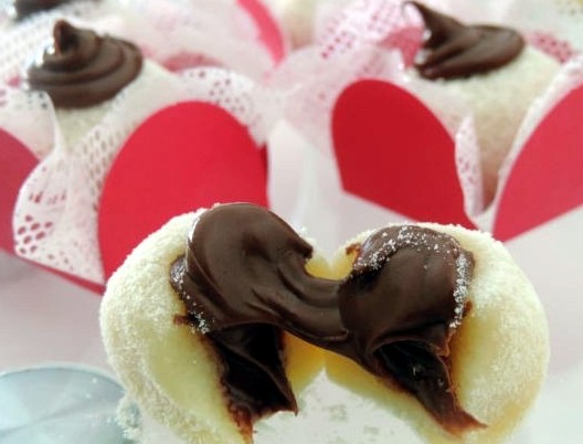 Brigadeiro de Leite em pó Recheado – Receita de Docinho