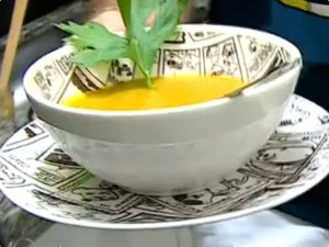 sopa-de-cenoura-com-gengibre-e-mel-jogo-panelas-xii-22102014-