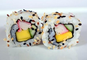 uramaki-califórnia-alimentos-que aumentam-a-afome