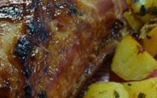 Receita de Lombo de Natal com Batatas Douradas e Farofa