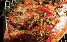 Receita de Paleta ou pernil de Cordeiro Assado com Ervas
