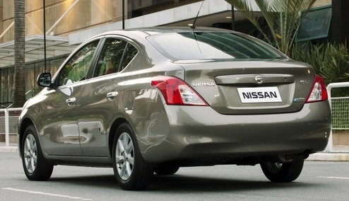 nissan-versa-2016-fotos-modelos-ficha-técnica-preços