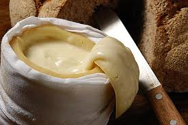 Flor Cardo e o Queijo da Serra da Estrela