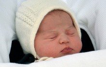 Primeira Foto da Princesa Charlotte – Filha Kate e William
