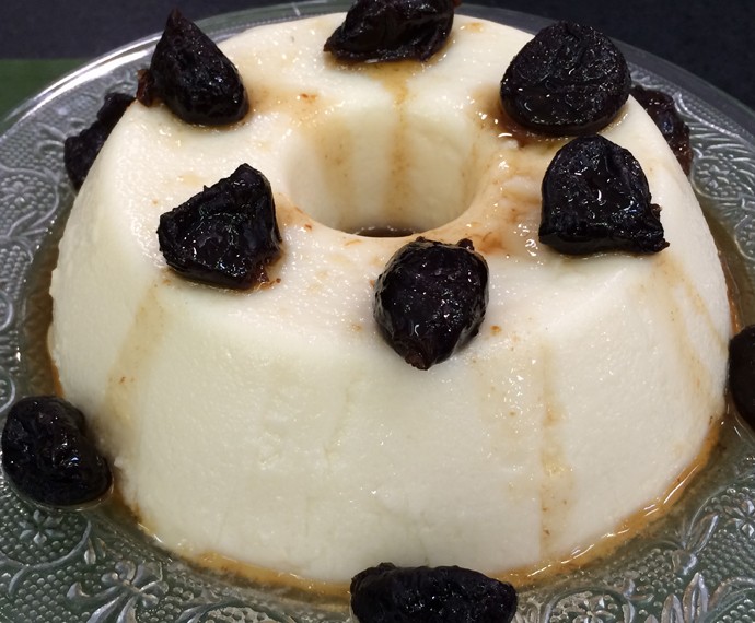 Pudim de Coco Calda de Ameixa Mais Você 04/08/15 Receita Ana