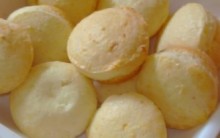 Pão de Queijo de Liquidificador – Receita Caseira Rápida