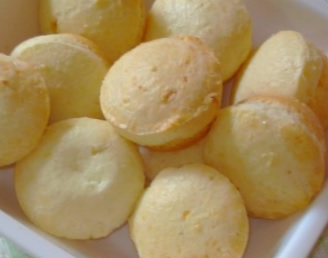 Pão de Queijo de Liquidificador – Receita Caseira Rápida