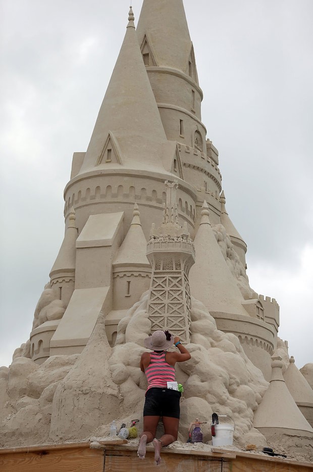 Maior Castelo de Areia do Mundo – Foto e História