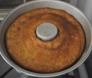 bolo-de-fubá-cremoso-diet-pequeno-