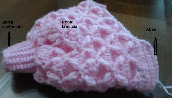 receita-gorro-de-bebê-para-menina-de-crochê