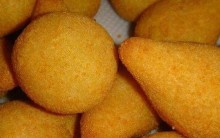 Coxinha com Massa de Batata e Recheio de Frango – Receita