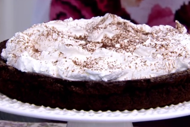 Bolo de Chocolate Sem Farinha do Mais Você 18/10/2016 – Receita Bolo Búlgaro da Ana Maria Braga