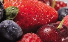 Flã de Iogurte com Frutas – Receita de Flã e Compota para Servir Junto