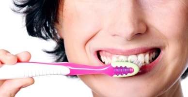 Como Escovar os Dentes e Cuidar das Gengivas – Dicas de Saúde e Higiene Bucal, Evitar Mau Hálito