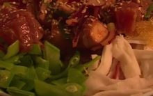 Poke com Salmão – Receita Havaiana Saudável com Arroz, Peixe Cru e Legumes