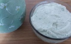 Pasta de Ricota com Azeitonas e Salsa – Receita de Creme de Ricota para Petiscos e Entradas