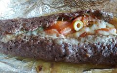 Rocambole de Carne Moída com Linguiça e Queijo – Receita Rápida Passo a Passo
