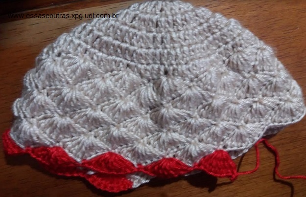 Touca de Crochê Bicolor Infantil – Receita de Gorro PAP com Fotos
