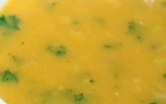 Sopa Nutritiva de Legumes com Frango Desfiado batida no Liquidificador