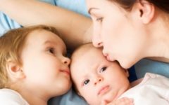 Como Evitar Ciúmes com a Chegada do Irmão – Dicas de Cuidados para Unir os Irmãos Pequenos
