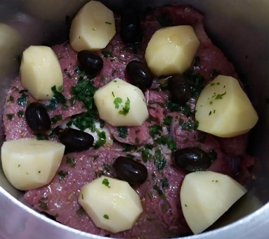 Bife de Coxão Duro na Panela de Pressão – Receita de Carne em Bife na Panela Rápida e Fácil de Fazer