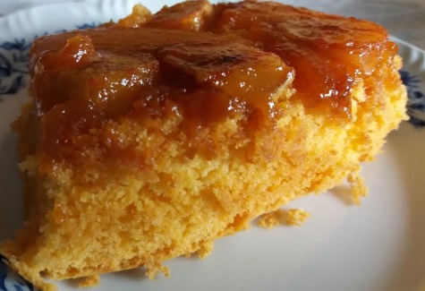 Bolo de Claras com Mamão, Manga e Bananas – Receita de Bolo de Reaproveitamento de Frutas