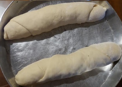 Pão Caseiro Recheado com Queijo e Azeitonas – Receita da Massa de Pão Sem Ovo e Recheio Doce ou Salgado