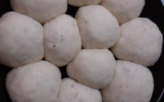 Pão de Frigideira – Receita de Pão de Ervas sem Ovos e Sem Sovar