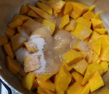 geleia-de-manga-com-maracujá