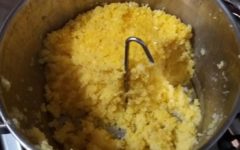 Como Fazer Cuscuz Nordestino Fofinho e Delicioso – Receita de Cuscuz Doce e Salgado