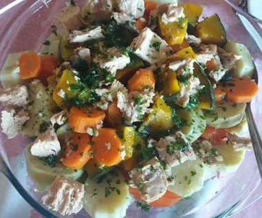 Salada de Legumes com Atum Sólido – Salada Nutritiva Ideal em Dieta para Saudável