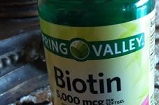 Biotin Vitamina para Fortalecer Cabelos, Unhas Pele Benefícios Contraindicações