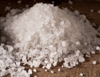 Como Umidificar o ar com Sal Grosso, Água e Vinagre – Dicas de Receitas Caseiras