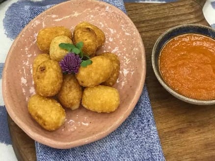 Nhoque Frito do Mais Você – Receita da Ana Maria Braga Molho de Tomate com Manjericão