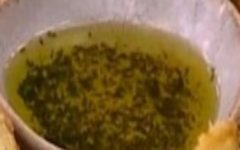 Azeite Aromatizado com Ervas e Pimenta Como Fazer PAP Azeite Picante