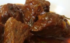 Carne cozida na Cerveja e Creme de Cebola – Receita rápida de Carne