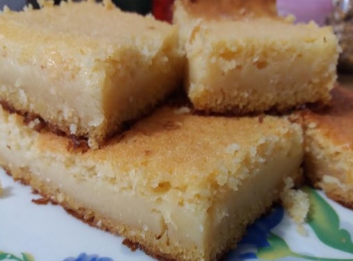 Bolo de Fubá Cremoso com Leite Condensado Bolo Fácil de Liquidificador