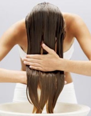Couro Cabeludo Vertendo Óleo – Causas e Tratamento do Cabelo Oleoso