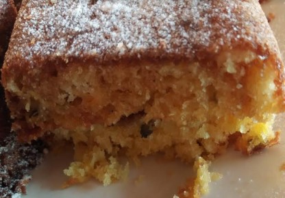 como-fazer-bolo-de-maracujá-com-sementes-