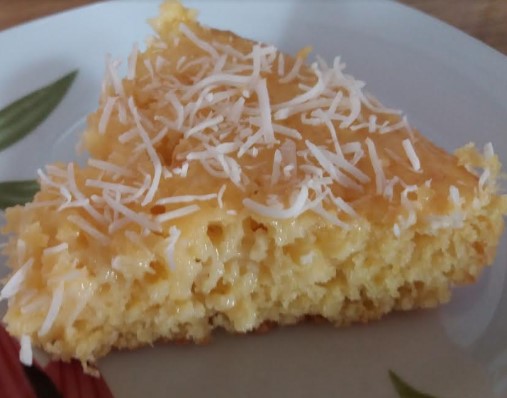Bolo de Milho de Lata com Coco e Queijo – Receita de Liquidificador