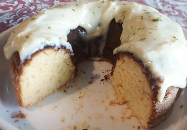 Bolo de Limão Siciliano Com Casca – Limão Inteiro no Bolo, Receita