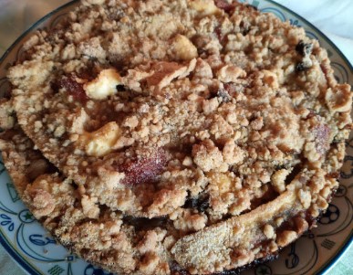 Torta de Banana com Goiabada, Ameixa e Queijo Cremoso – Torta Farofa