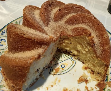 bolo-de-claras-com-castanha-do-pará-e-maçã-