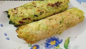 Panqueca de Abobrinha recheada com Queijo Brie e Escarola – Receita