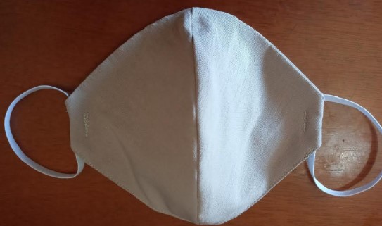 máscara-de-proteção-com-molde-circular-feito-com-prato-