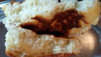 Pão de Frigideira Rápido e Fácil com Queijo e Requeijão – Receita