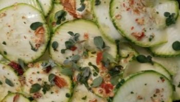Abobrinha em Rodelas Temperada – Como Fazer Salada Pouco Calórica