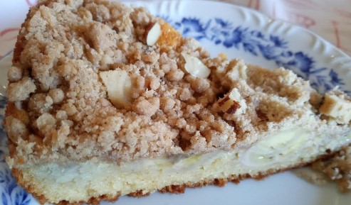 como-fazer-cuca-de-banana-e-castanhas-